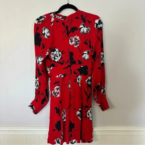 Yumi Kim Shore Thing Dress Long Sleeve V-Neck Floral Print Flowy Dress Sz S NWT - Picture 11 of 11